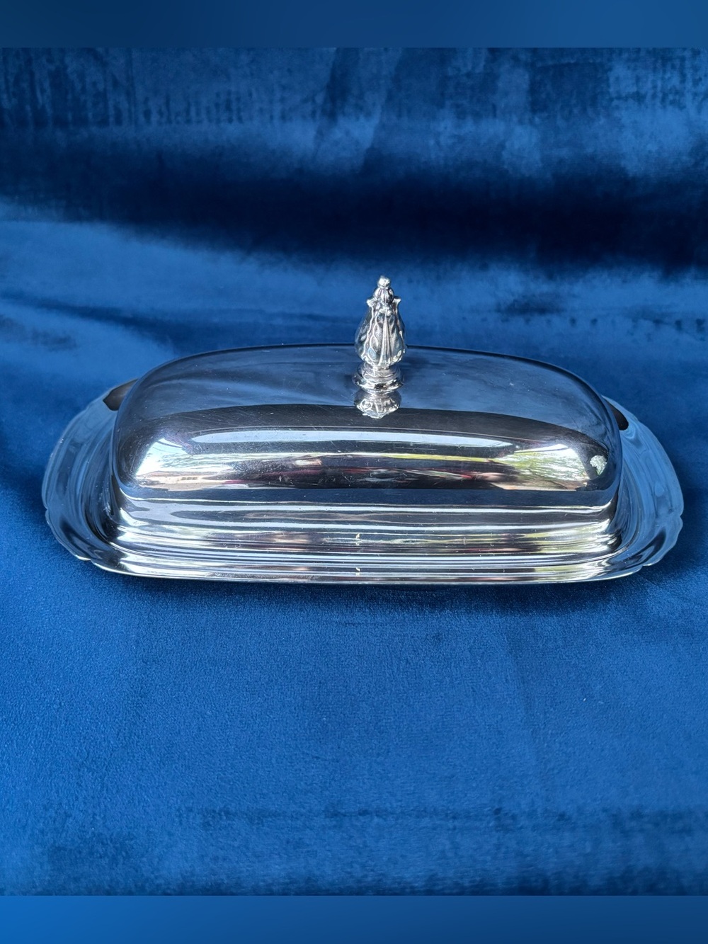 Reed & Barton Silver-Tone Covered Butter Dish with Decorative Finial
